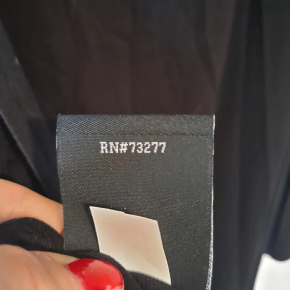 ROCK & REBPUBLIC Black Tank Chain Link Strap Scoop Neck Blouse Size Large - Picture 8 of 10